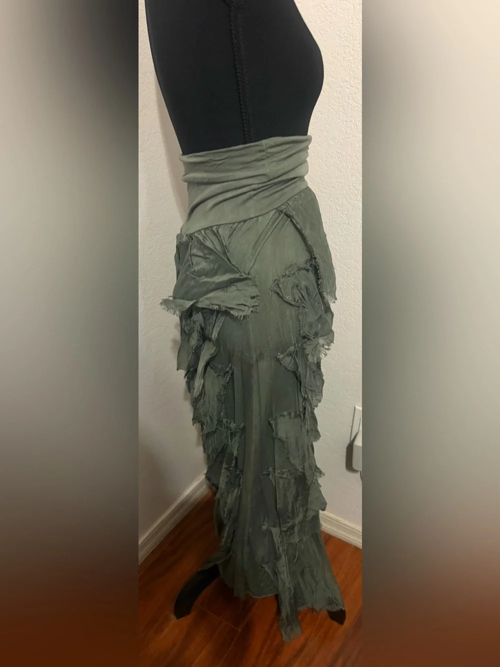 Vintage Made in Italy Silk Tiered Ruffle Maxi Skirt - Olive Green - Small